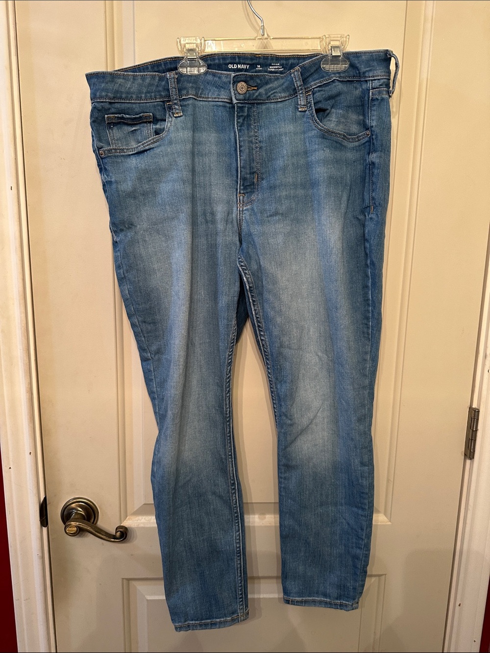 Old Navy Mid-Rise Rockstar Super Skinny 16 short jeans